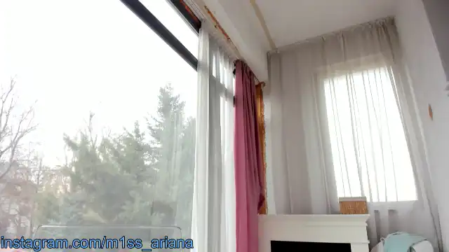 M1ss_ariana – Myfreecams Webcam Video – 2025-12-05 12:23:14