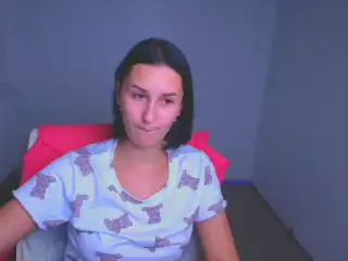 Melodie_m – Stripchat Webcam Video – 2025-11-02 18:18:46