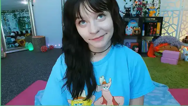 Charizard001 – Myfreecams Webcam Video – 2025-10-10 08:38:19