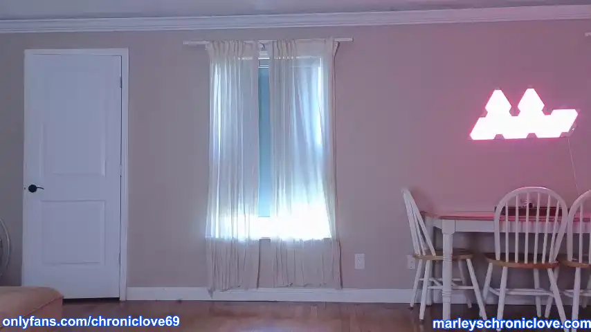 Chroniclove – Chaturbate Webcam Video – 2025-09-20 09:21:00