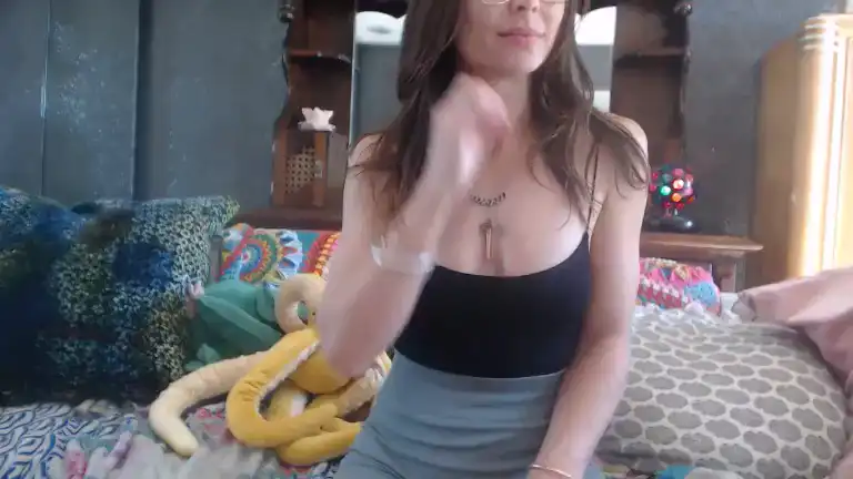 Mollyjoglittergal – Streamate Webcam Video – 2025-11-28 18:45:31