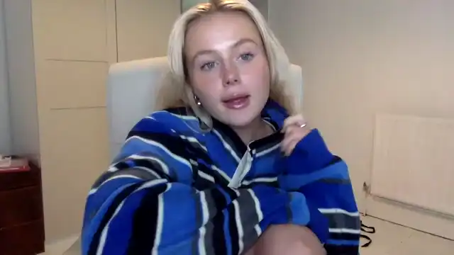 Beasaitou – Myfreecams Webcam Video – 2025-10-31 21:22:11