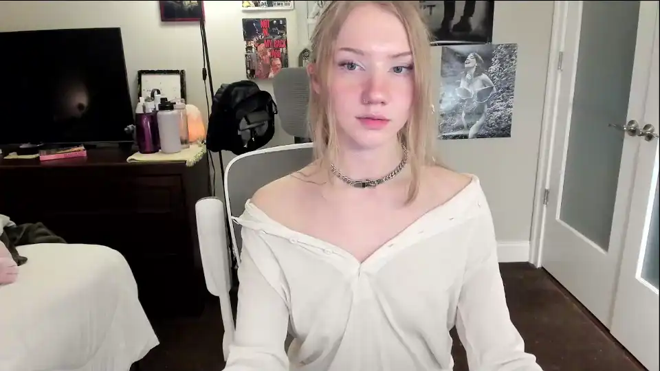 Eve003300 – Chaturbate Webcam Video – 2026-07-12 02:34:25