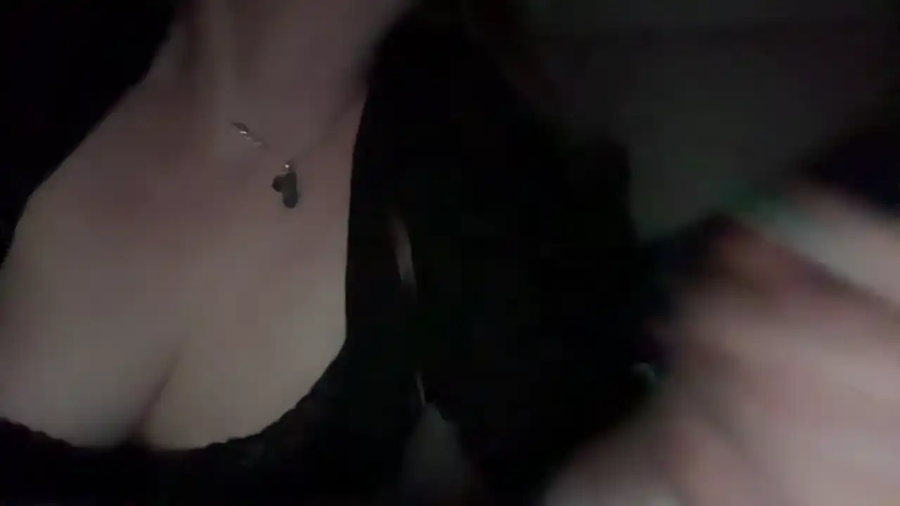 Nomzies – Cam4 Webcam Video – 2026-07-27 05:42:31