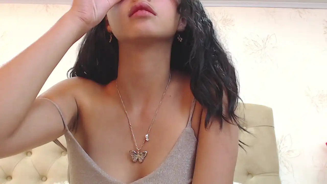 Antonelladamata – Xlovecam Webcam Video – 2025-09-22 09:54:21