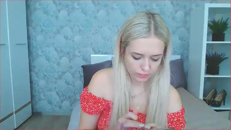 Lindy18 – Streamate Webcam Video – 2026-03-30 19:05:18