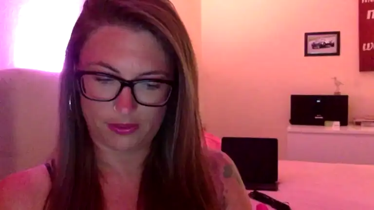 Sophialovestotease – Streamate Webcam Video – 2025-09-23 03:43:01