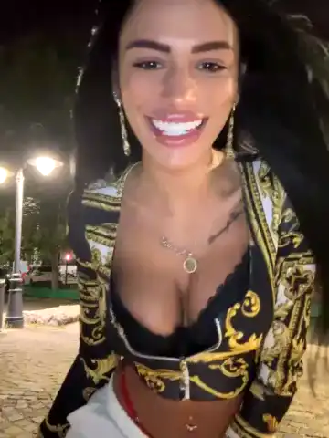 Shirleybax – Stripchat Webcam Video – 2025-12-14 13:46:25