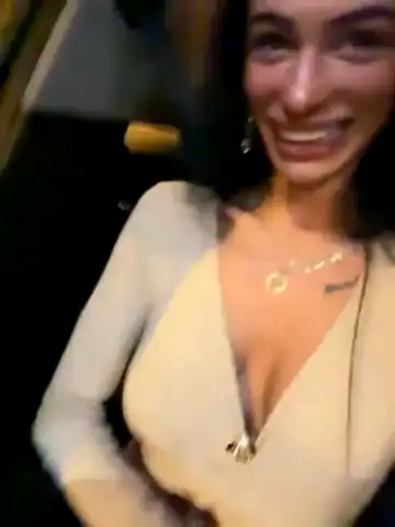 Shirleybax – Stripchat Webcam Video – 2025-10-06 22:30:49