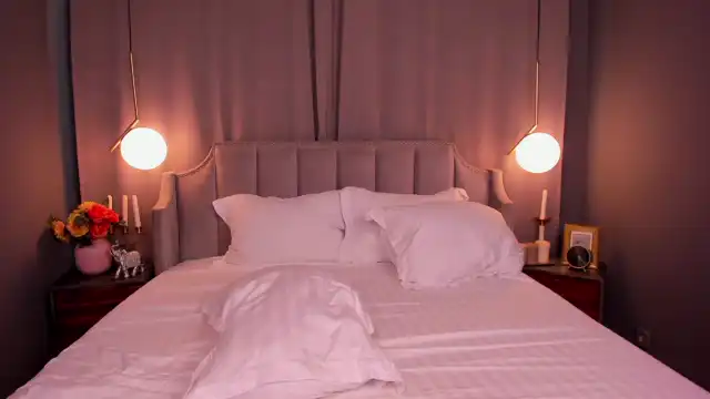 Gigi_goodgirl – Myfreecams Webcam Video – 2025-10-29 07:15:02