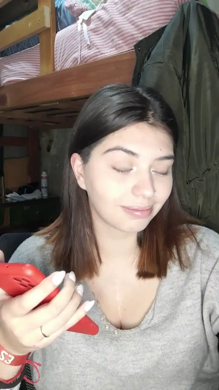 Mada_ruggiero11 – Cam4 Webcam Video – 2026-03-15 09:54:55