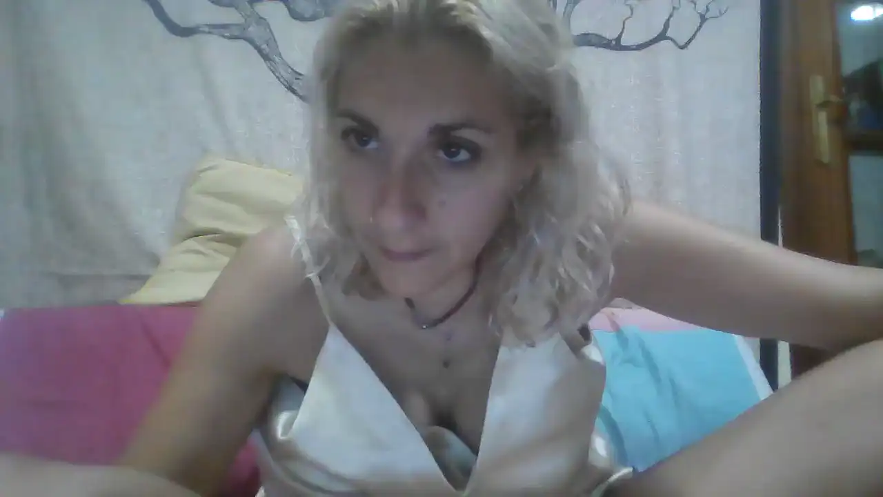 Pareja32bcn – Amateur.tv Webcam Video – 2025-10-16 15:37:59