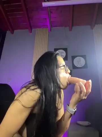 Elolotero – Stripchat Webcam Video – 2025-09-24 21:22:36