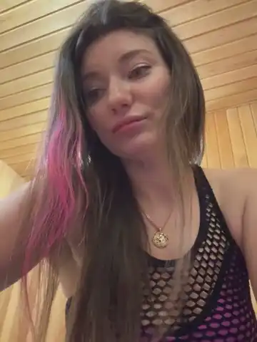 Mooonreal – Stripchat Webcam Video – 2026-07-14 04:27:19