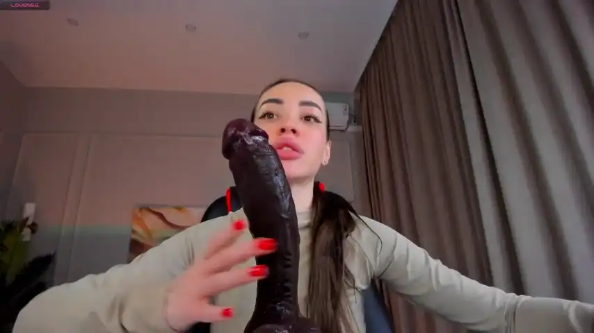 Kriss_babe – Stripchat Webcam Video – 2026-02-24 07:33:00