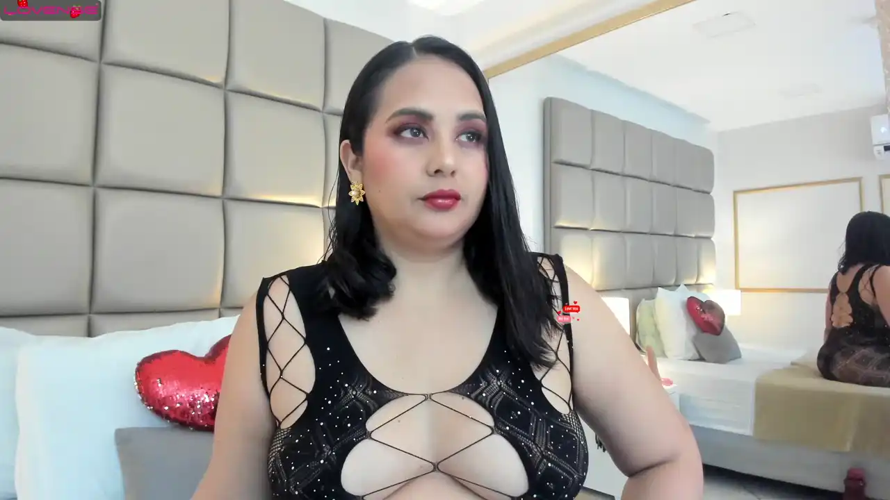 Kendalreus – Xlovecam Webcam Video – 2025-11-03 16:31:39