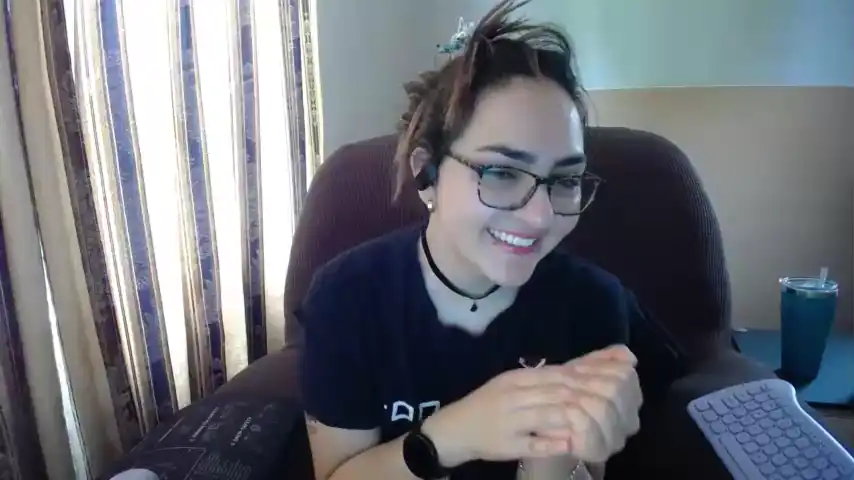 Meli_sweet13 – Chaturbate Webcam Video – 2026-03-19 13:49:00
