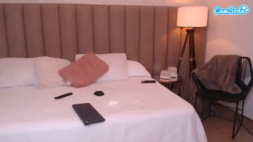 Winedams – Camsoda Webcam Video – 2025-02-07 02:14:20