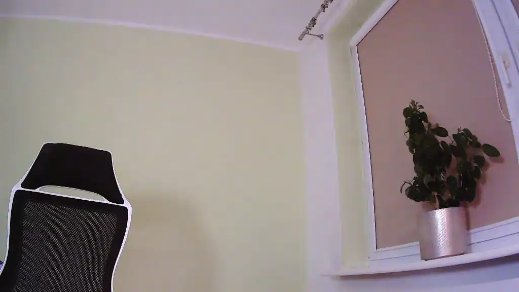 Nadzwyczajnaaa – Showup Webcam Video – 2025-08-28 18:50:34