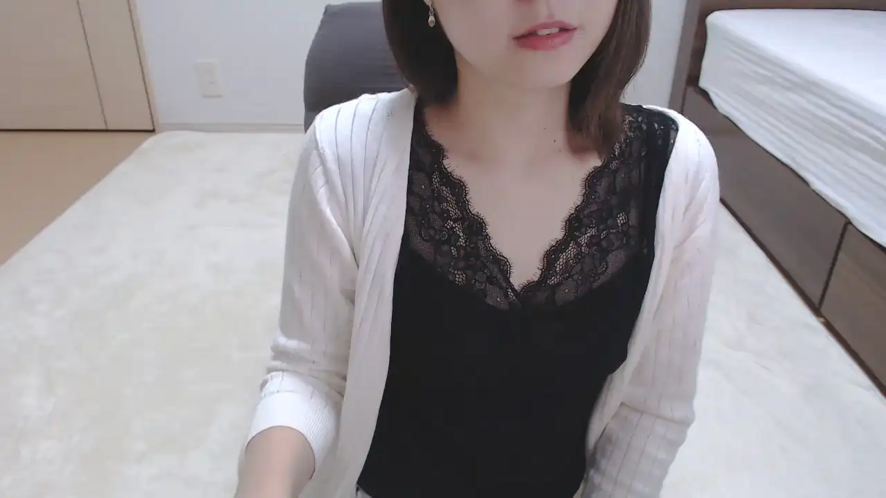 Xxyuzucha – Sakuralive Webcam Video – 2026-04-14 01:19:20