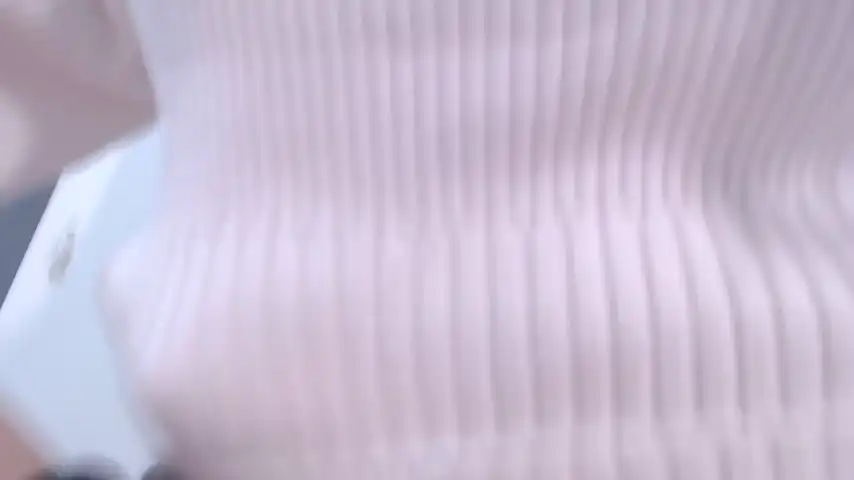 X--miu--x – Stripchat Webcam Video – 2025-11-28 17:27:22