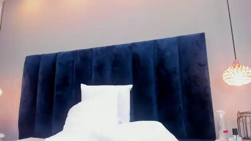 Carlahills – Bongacams Webcam Video – 2026-02-18 21:46:02