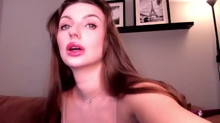 Elisblueberry – Streamate Webcam Video – 2025-09-18 01:24:05