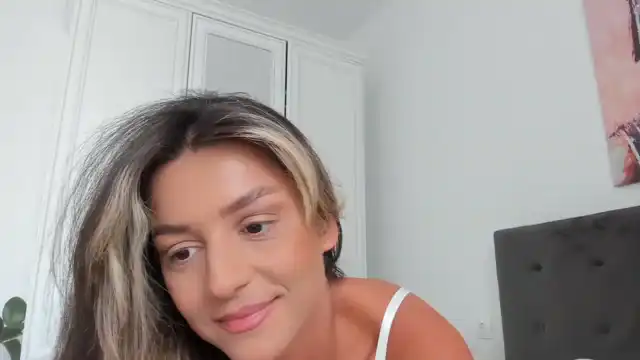Eve___ – Myfreecams Webcam Video – 2025-11-14 12:14:20