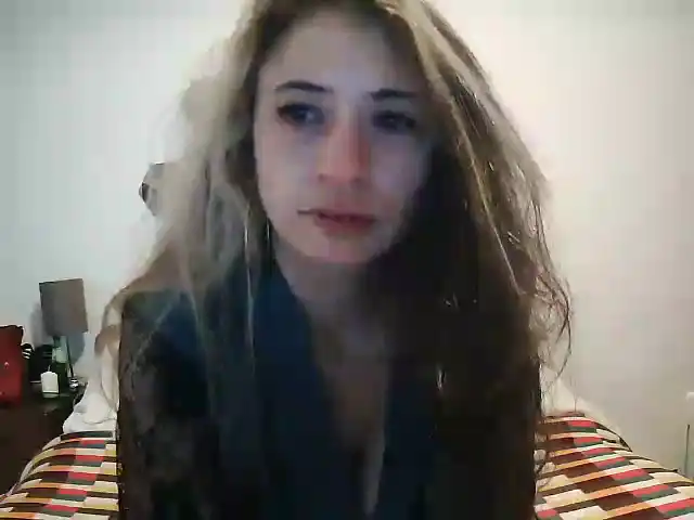 Gabyenlaluna – Xlovecam Webcam Video – 2026-06-19 14:56:57