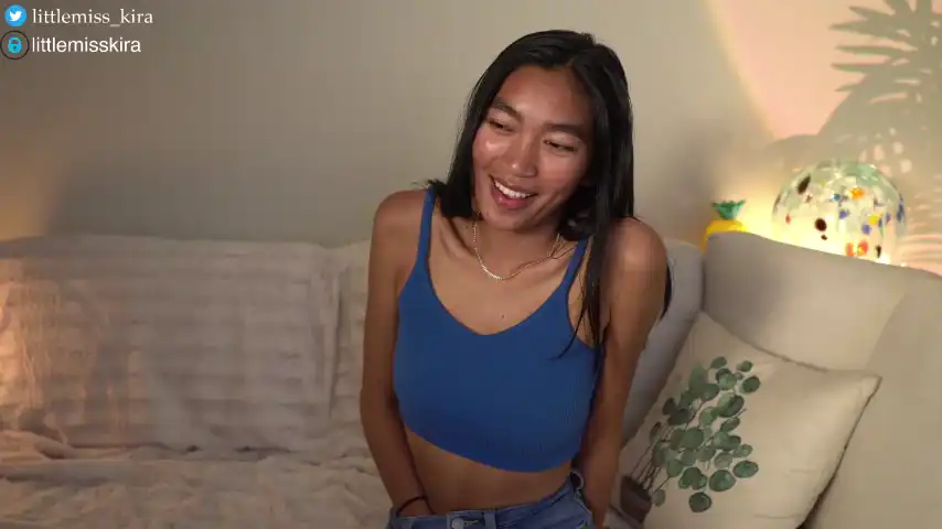 Littlemiss_kira – Chaturbate Webcam Video – 2025-10-03 15:31:11