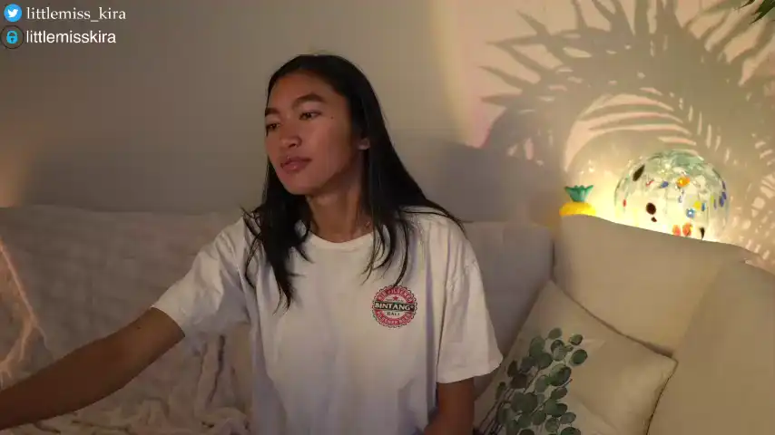 Littlemiss_kira – Chaturbate Webcam Video – 2025-09-07 14:11:27