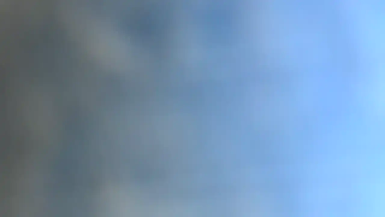 Mooncandy – Amateur.tv Webcam Video – 2026-07-23 01:55:08
