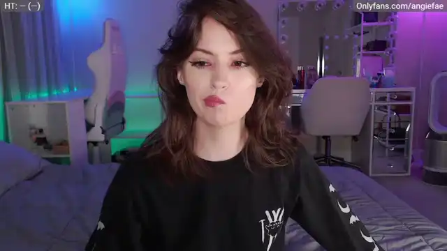 Angiefae – Myfreecams Webcam Video – 2026-03-01 01:38:51