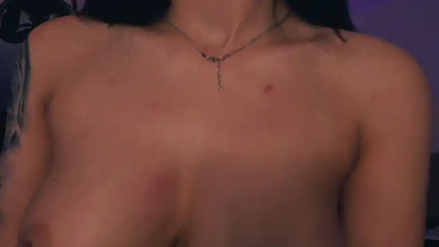 Evelinarosse – Bongacams Webcam Video – 2026-05-17 05:23:56