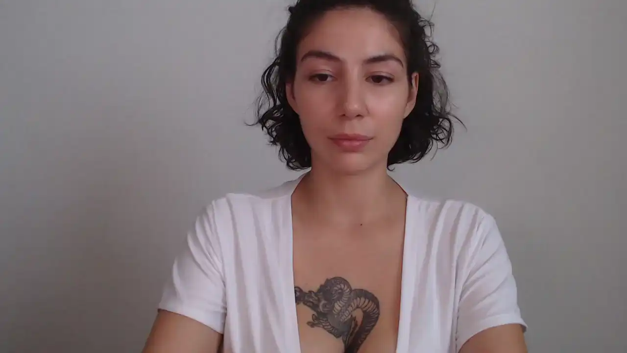 Friendzzone – Cam4 Webcam Video – 2026-01-23 05:22:41