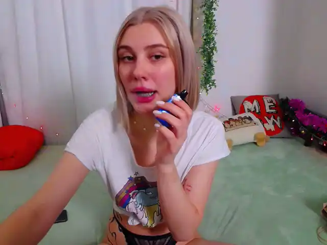 Sunnymilaa – Xlovecam Webcam Video – 2025-10-19 09:24:02
