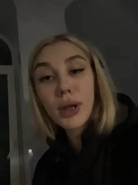 Sunnymilaa – Xlovecam Webcam Video – 2025-09-16 07:04:41