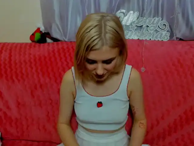 Sunnymilaa – Xlovecam Webcam Video – 2025-12-22 03:24:31